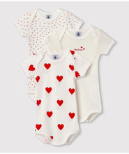 Load image into Gallery viewer, FW26 - A00BB 00 WHITE RED BABY BODYSUITS HEARTS NEWBORN PERMANENTS SPRING SUMMER 2026