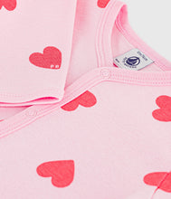 Load image into Gallery viewer, FW26 - A0FAZ 01 PINK BABY FALL WINTER 2026 GIFT HEARTS NEW ARRIVAL
