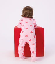 Load image into Gallery viewer, FW26 - A0FAZ 01 PINK BABY FALL WINTER 2026 GIFT HEARTS NEW ARRIVAL