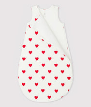 Load image into Gallery viewer, FW26 - A0BTS 01 WHITE RED ACCESSORIES BABY FALL WINTER 2026 HEARTS NEWBORN