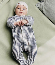 Load image into Gallery viewer, FW26 - A0DR1 01 WHITE NAVY BABY FALL WINTER 2026 GIFT NEW ARRIVAL STRIPES