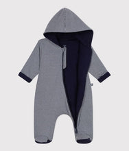 Load image into Gallery viewer, FW26 - A0FBJ 01 NAVY WHITE BABY FALL WINTER 2026 HEARTS NEWBORN OUTERWEAR STRIPES