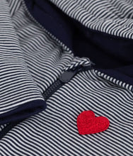Load image into Gallery viewer, FW26 - A0FBJ 01 NAVY WHITE BABY FALL WINTER 2026 HEARTS NEWBORN OUTERWEAR STRIPES