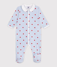 Load image into Gallery viewer, FW26 - A0G9U 01 WHITE BLUE BABY FALL WINTER 2026 HEARTS NEWBORN STRIPES