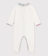 Load image into Gallery viewer, FW26 - A0GJA 01 WHITE BABY FALL WINTER 2026 FLORAL NEW ARRIVAL