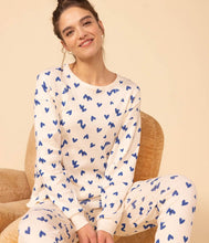 Load image into Gallery viewer, A080X 01 CREAM BLUE PYJAMAS LONG SLEEVES HEARTS
