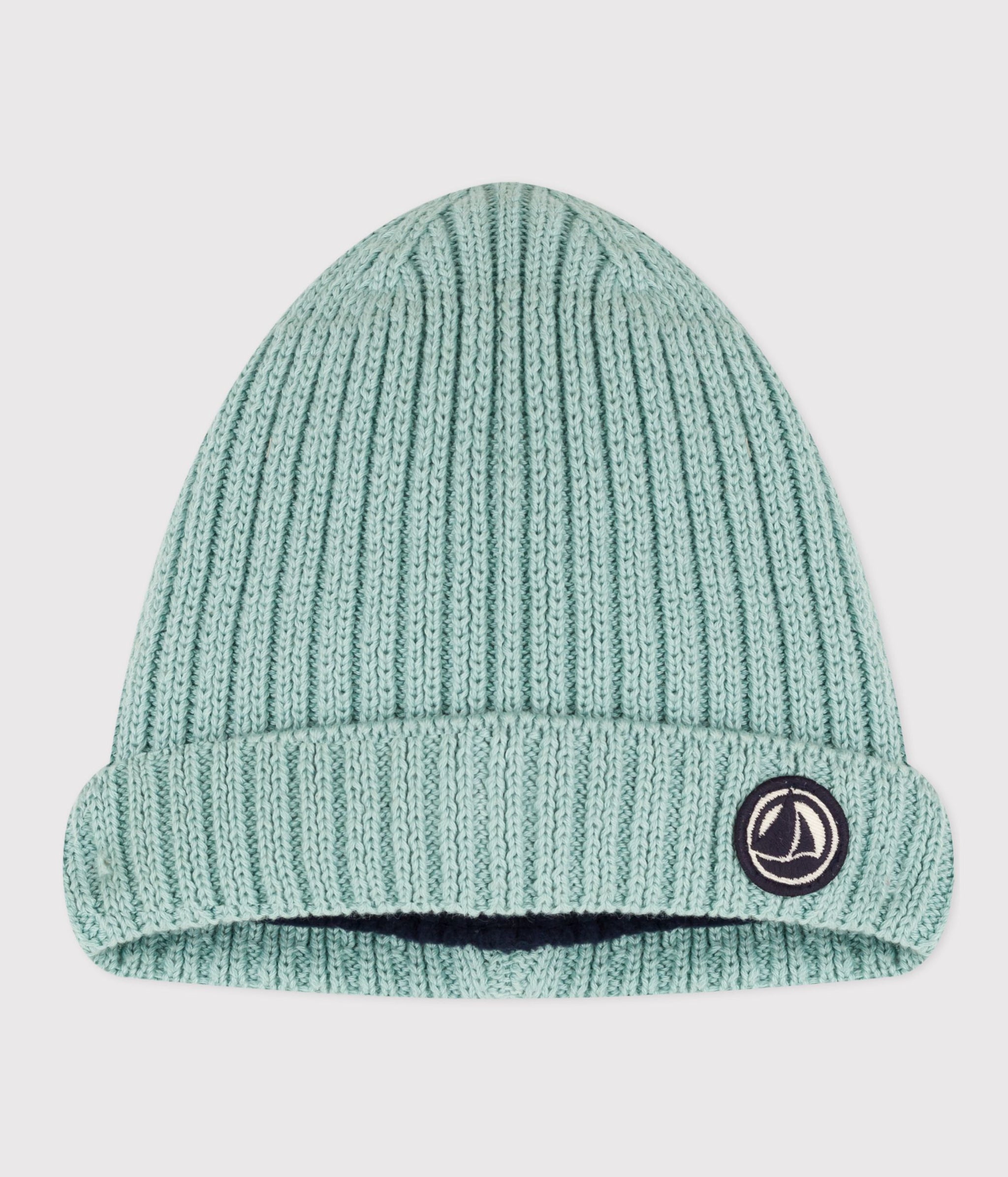 A08BN 05 GREEN HAT