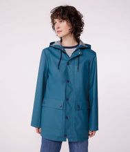 Load image into Gallery viewer, SS25 - A0D0M 01 BLUE ICONIC RAINCOATS SPRING SUMMER 2025
