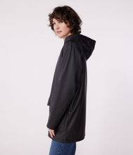 Load image into Gallery viewer, SS25 - A0D0M 02 BLACK ICONIC PERMANENTS RAINCOATS SAILOR SPRING SUMMER 2025
