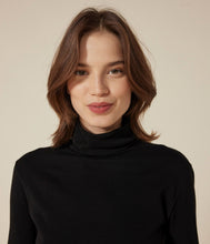 Load image into Gallery viewer, AW25 - A0AKD 01 BLACK LONG SLEEVES FALL WINTER 2025/26 TURTLENECK
