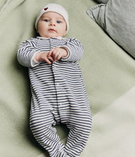Load image into Gallery viewer, AW25 - A0DR1 01 WHITE NAVY FALL WINTER 2025/26 NEWBORN OUTFITS STRIPES
