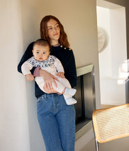 Load image into Gallery viewer, AW25 - A0ECE 01 WHITE BLUE FALL WINTER 2025/26 NEWBORN OUTFITS SWEATER
