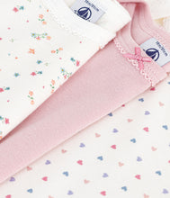 Load image into Gallery viewer, AW25 - A0ED1 00 MULTI BODYSUITS FALL WINTER 2025/26 FLORAL HEARTS NEWBORN
