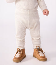 Load image into Gallery viewer, AW25 - A0EJO 01 OATMEAL FALL WINTER 2025/26 NEWBORN PANTS
