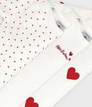 Load image into Gallery viewer, SS26 - A00BB 00 WHITE RED BODYSUITS HEARTS NEWBORN SPRING SUMMER 2026
