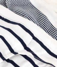 Load image into Gallery viewer, SS26 - A01DR 00 WHITE NAVY SPRING SUMMER 2026 STRIPES UNDERWEAR

