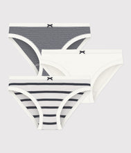 Load image into Gallery viewer, SS26 - A0AA2 00 WHITE NAVY SPRING SUMMER 2026 STRIPES UNDERWEAR

