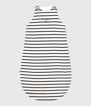 Load image into Gallery viewer, FW26 - A0EX4 01 WHITE NAVY ACCESSORIES BABY FALL WINTER 2026 NEWBORN STRIPES
