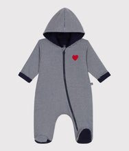 Load image into Gallery viewer, FW26 - A0FBJ 01 NAVY WHITE BABY FALL WINTER 2026 HEARTS NEWBORN OUTERWEAR STRIPES
