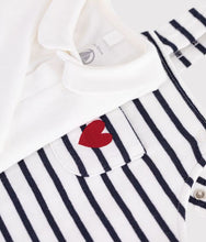 Load image into Gallery viewer, FW26 - A0H9R 01 WHITE NAVY BABY BODYSUITS FALL WINTER 2026 GIFT NEW ARRIVAL SETS STRIPES
